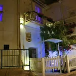 The Bridge 4*