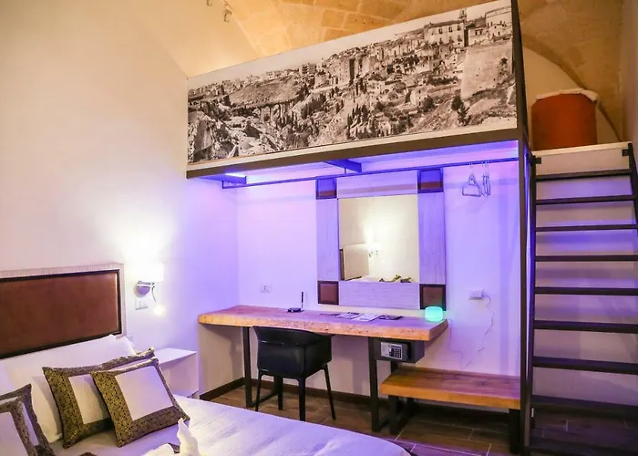 The Bridge Couette-café