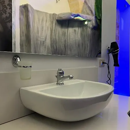 The Bridge Bed and breakfast 4*